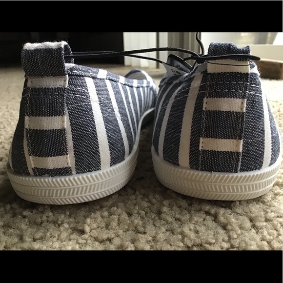 Ladies H&M Shoes - Picture 4 of 6